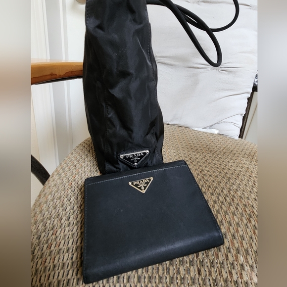PRADA Logo Plate Black Nylon Leather Trifold Wallet/6X1273 - Picture 6 of 14